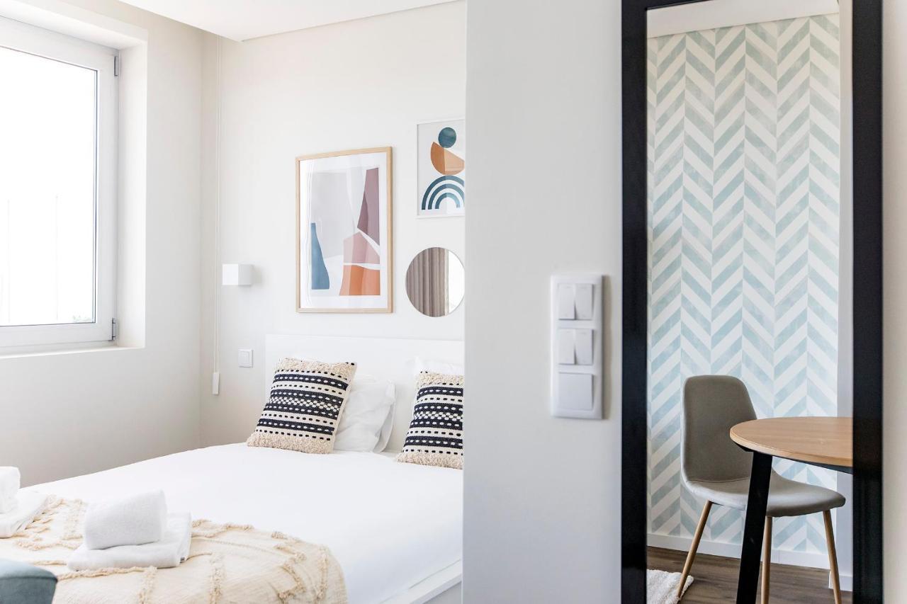 Elegant Studio W/ Ac & Balcony By Lovelystay OOporto Exteriör bild