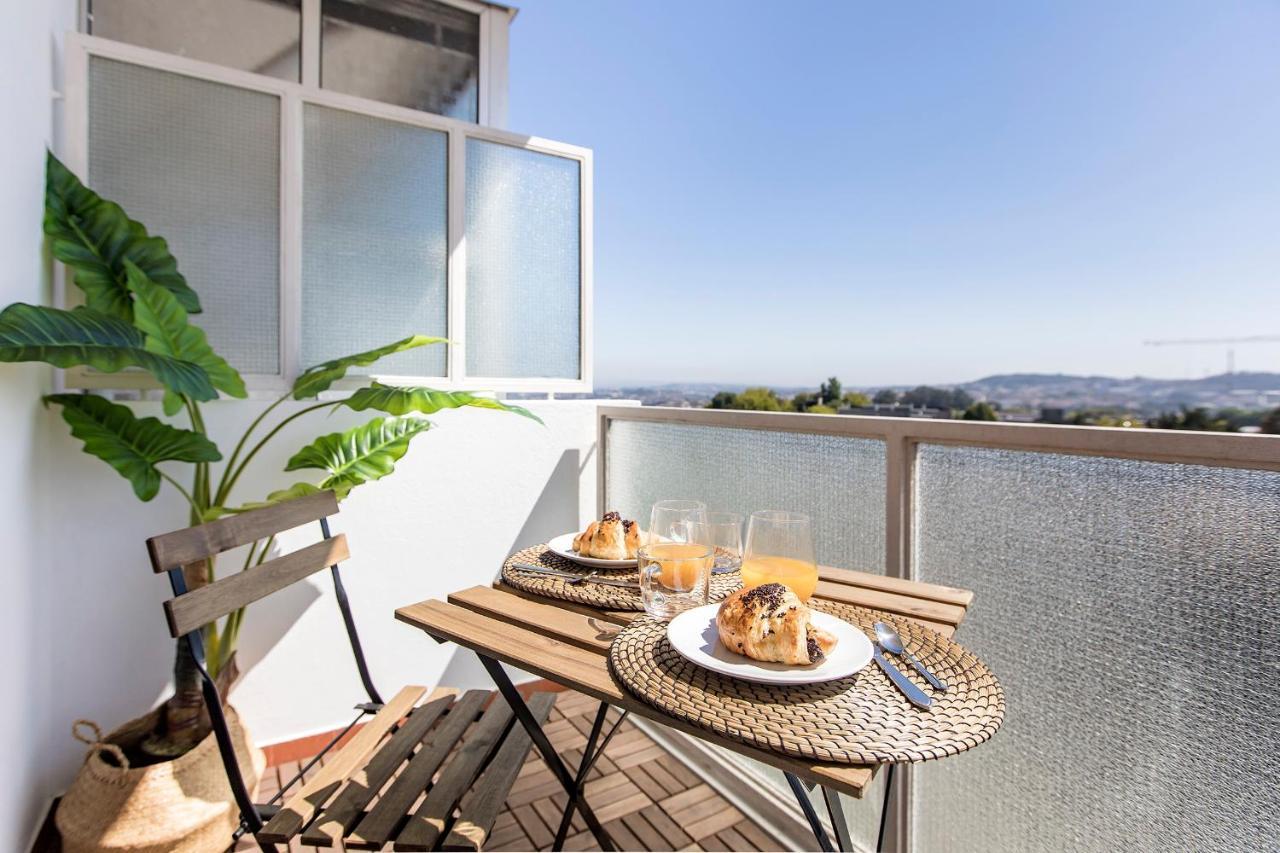 Elegant Studio W/ Ac & Balcony By Lovelystay OOporto Exteriör bild