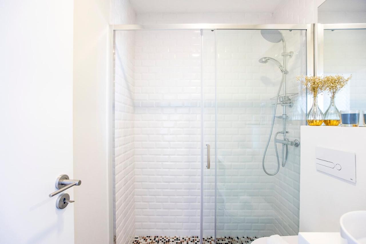 Elegant Studio W/ Ac & Balcony By Lovelystay OOporto Exteriör bild